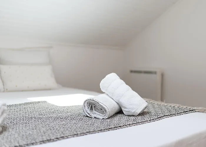 公寓 Duplex Moderne - Capitole - Metro - T2 De Gamme